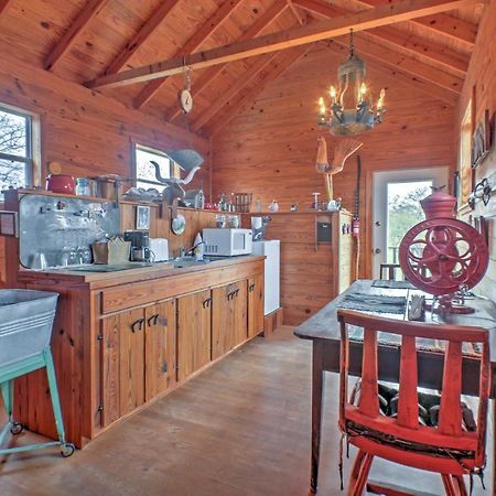 Ark Bunkhouse Fredericksburg Hideaway With Hot Tub Villa ภายนอก รูปภาพ