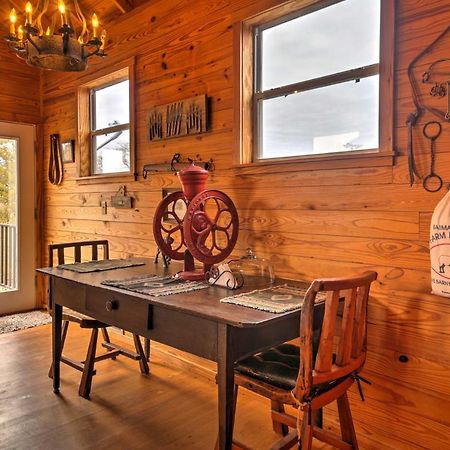 Ark Bunkhouse Fredericksburg Hideaway With Hot Tub Villa ภายนอก รูปภาพ